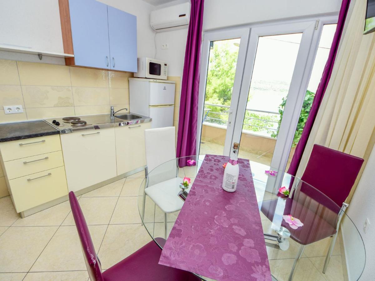 Apartment Vinka-2 By Interhome Трогір Екстер'єр фото