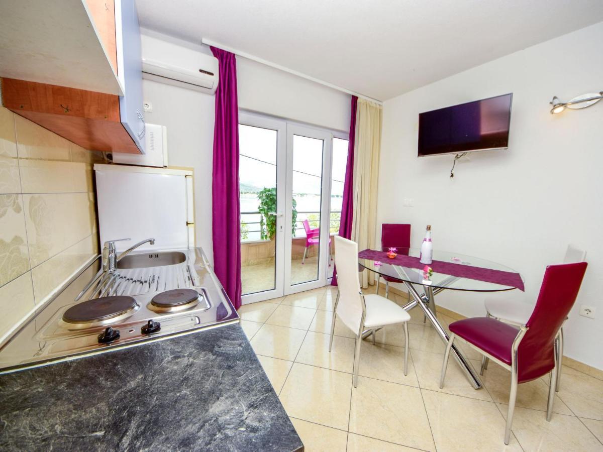 Apartment Vinka-2 By Interhome Трогір Екстер'єр фото